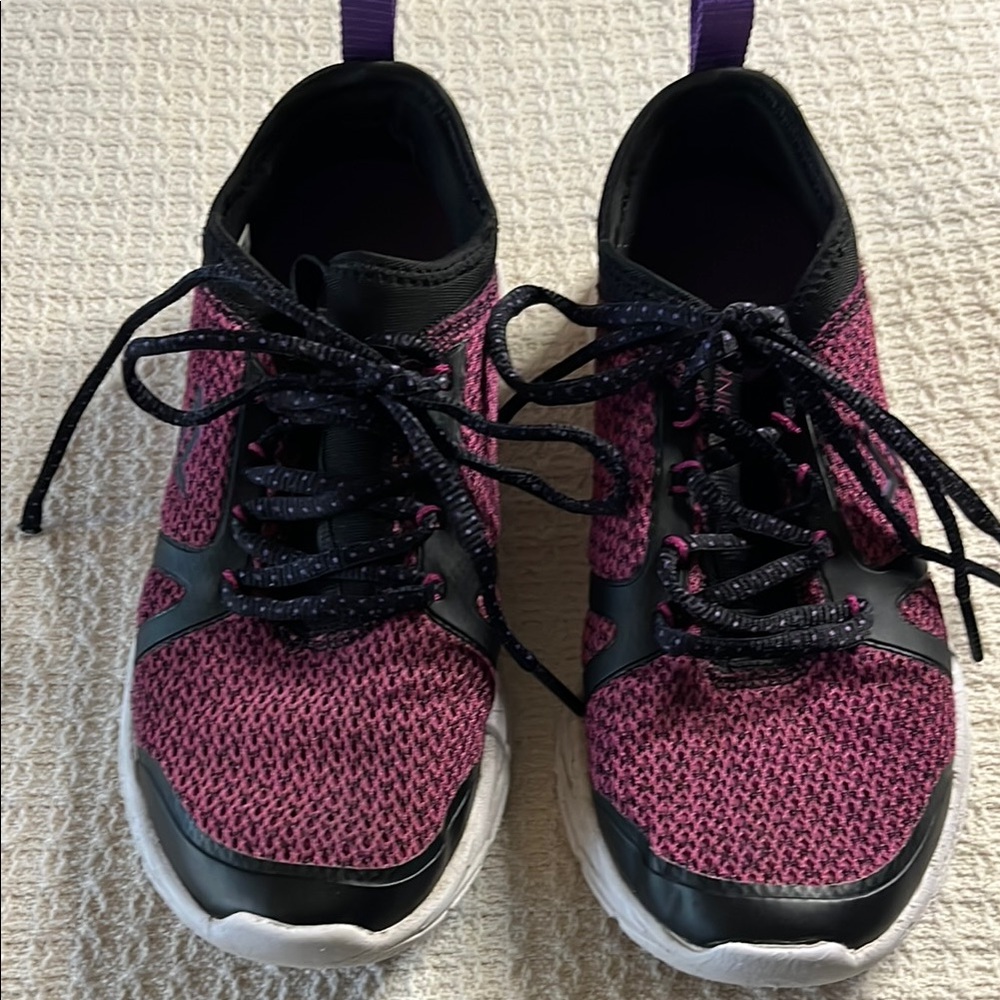 Vionic Fuchsia and Black Athletic Shoes